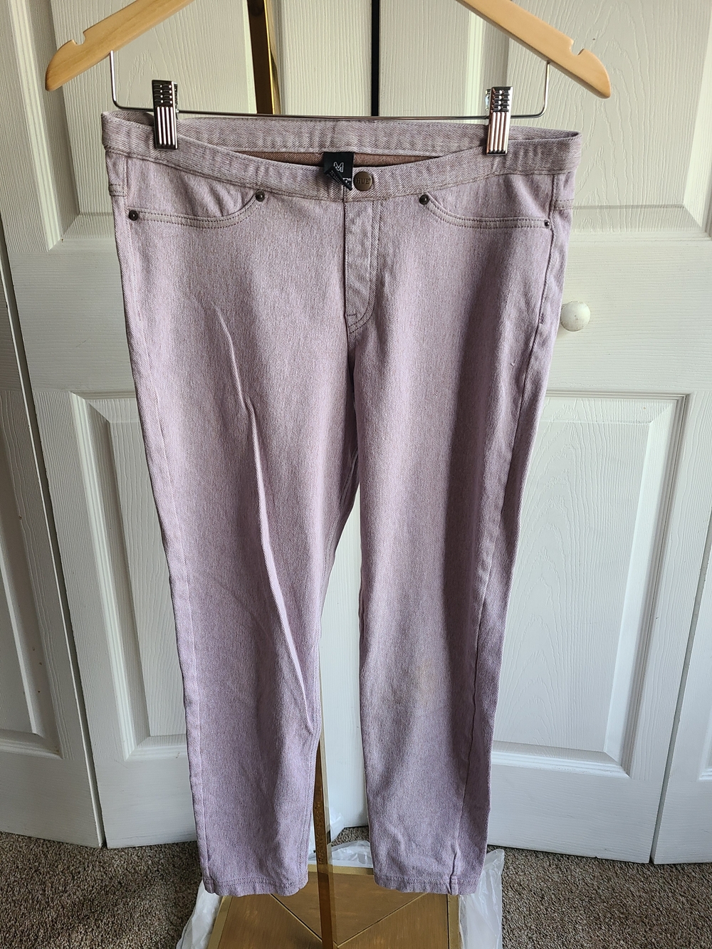 HUE Lavender Ankle Jeans
